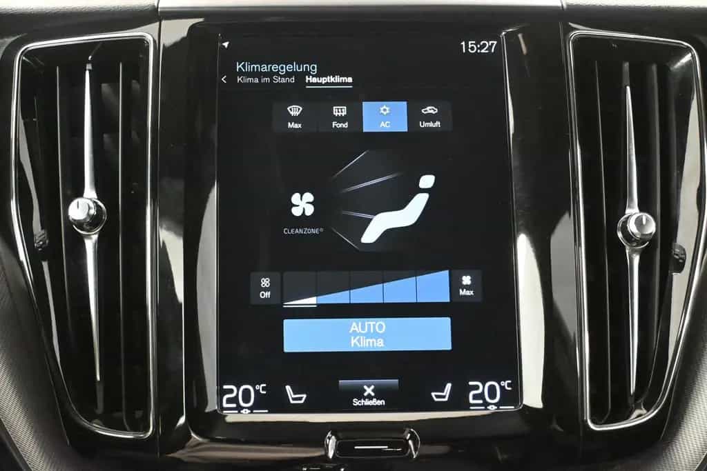 Volvo XC60 R DESIGN 2WD*LED*VIRTUAL*PDC*AHK*21" FELGEN 09/2018-photo-33