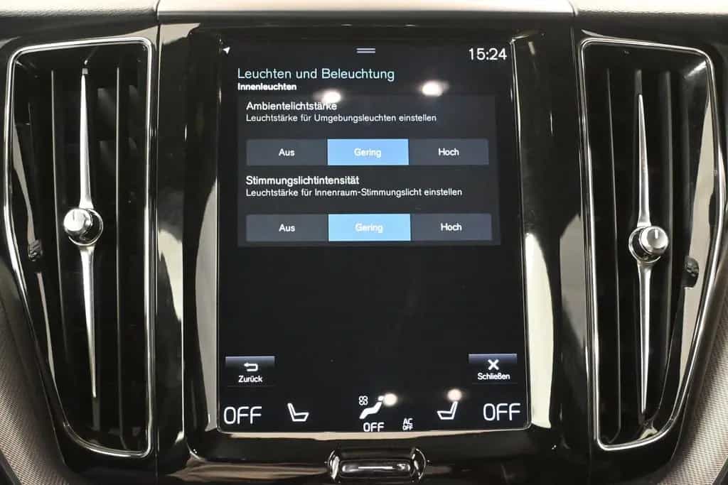 Volvo XC60 R DESIGN 2WD*LED*VIRTUAL*PDC*AHK*21" FELGEN 09/2018-photo-34