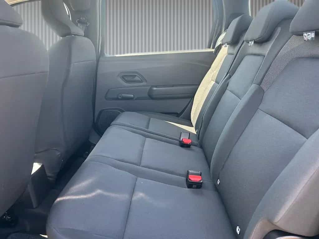 Dacia Jogger Comfort 7 Sitzer Tempomat*PDC*SHZ*DAB 08/2024-photo-11