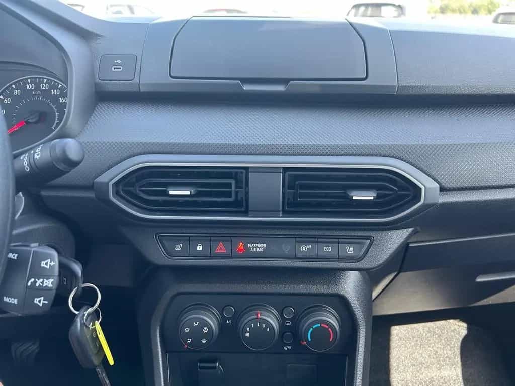 Dacia Jogger Comfort 7 Sitzer Tempomat*PDC*SHZ*DAB 08/2024-photo-8