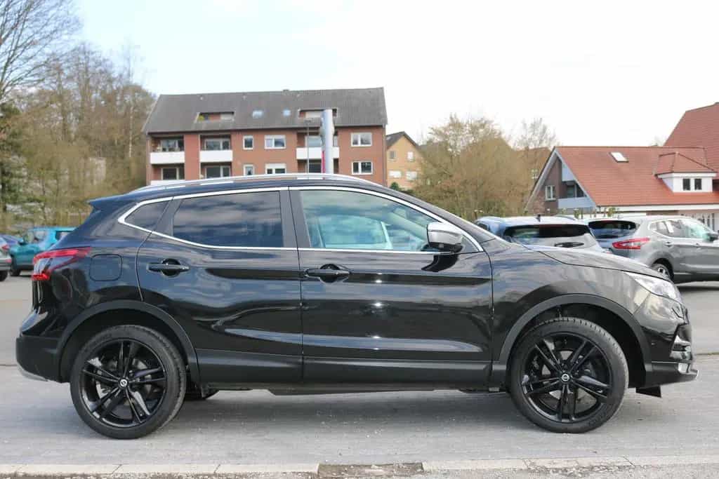 Nissan Qashqai 1.3 Automatik N-Motion 04/2019-photo-2