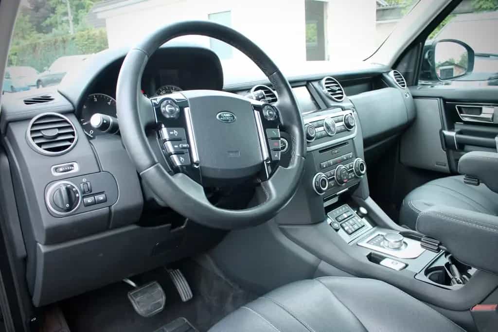 Land Rover Discovery 3.0 SDV6 Panorama Xenon Leder 7-Sitz 04/2015-photo-12