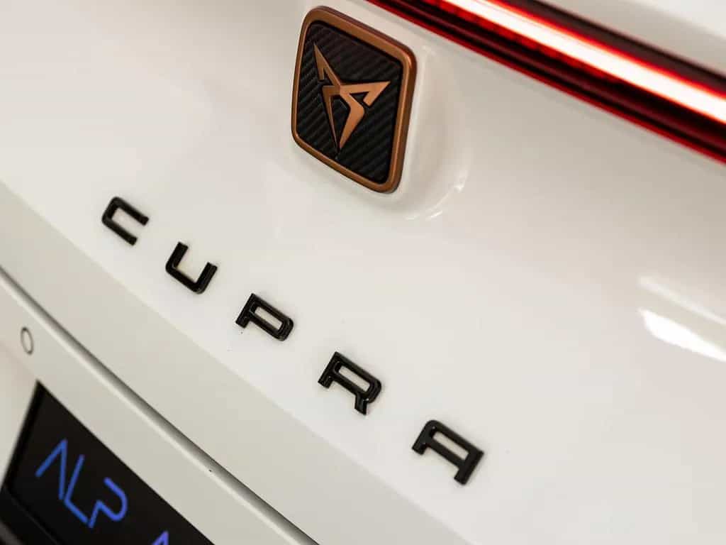 Cupra Leon VZ 4Drive ST 2.0 T/VC/KAM/ACC/BEATS/CARPLAY 04/2022-photo-13