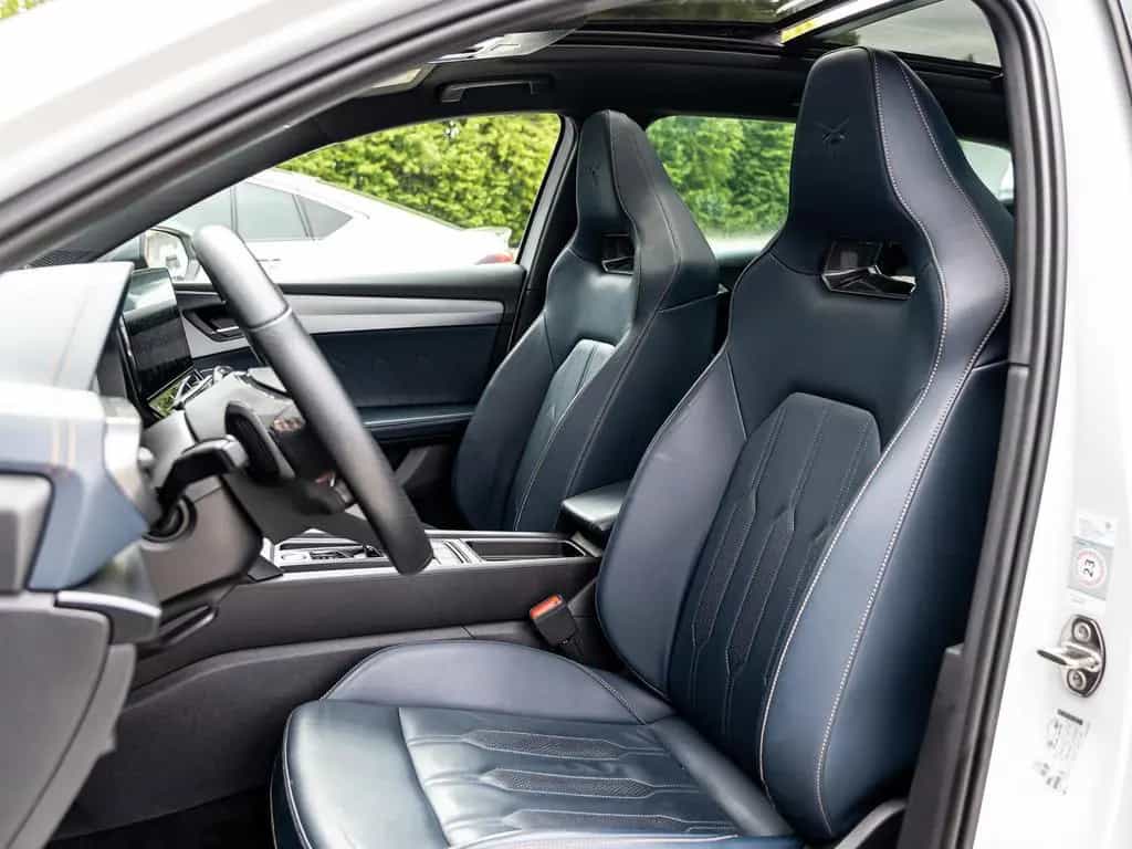 Cupra Leon VZ 4Drive ST 2.0 T/VC/KAM/ACC/BEATS/CARPLAY 04/2022-photo-32