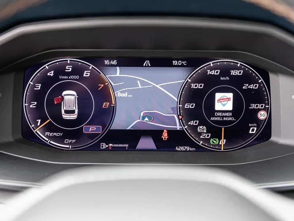 Cupra Leon VZ 4Drive ST 2.0 T/VC/KAM/ACC/BEATS/CARPLAY 04/2022-photo-37