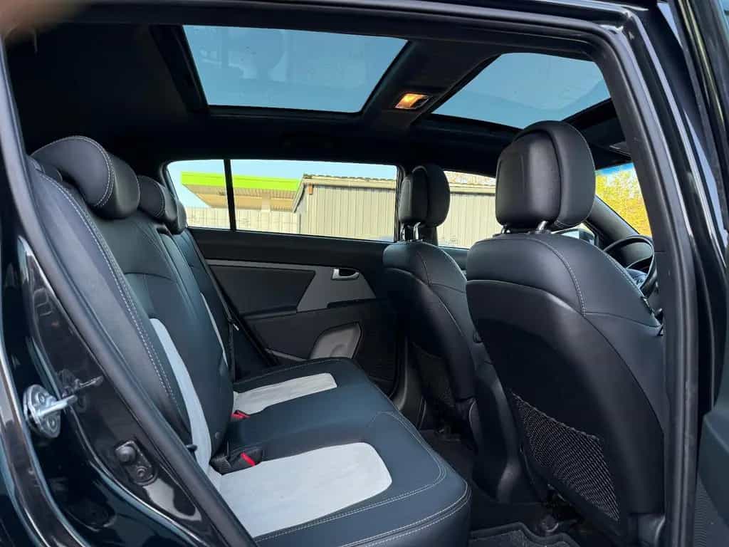 Kia Sportage 2.0 CRDi, Aut., 4WD, AHK, TÜV 04/28 01/2016-photo-13