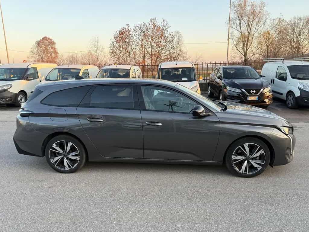 Other Peugeot 308 My23 Sw 1.5 130 Cv EAT8 Allure Pack 11/2022-photo-4