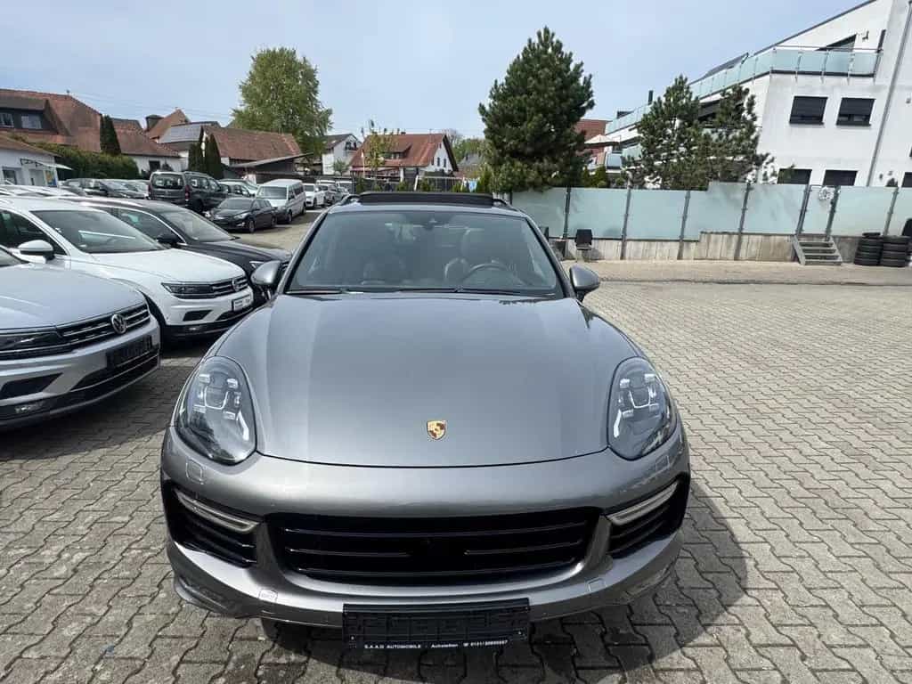 Porsche Cayenne GTS 06/2016-photo-11