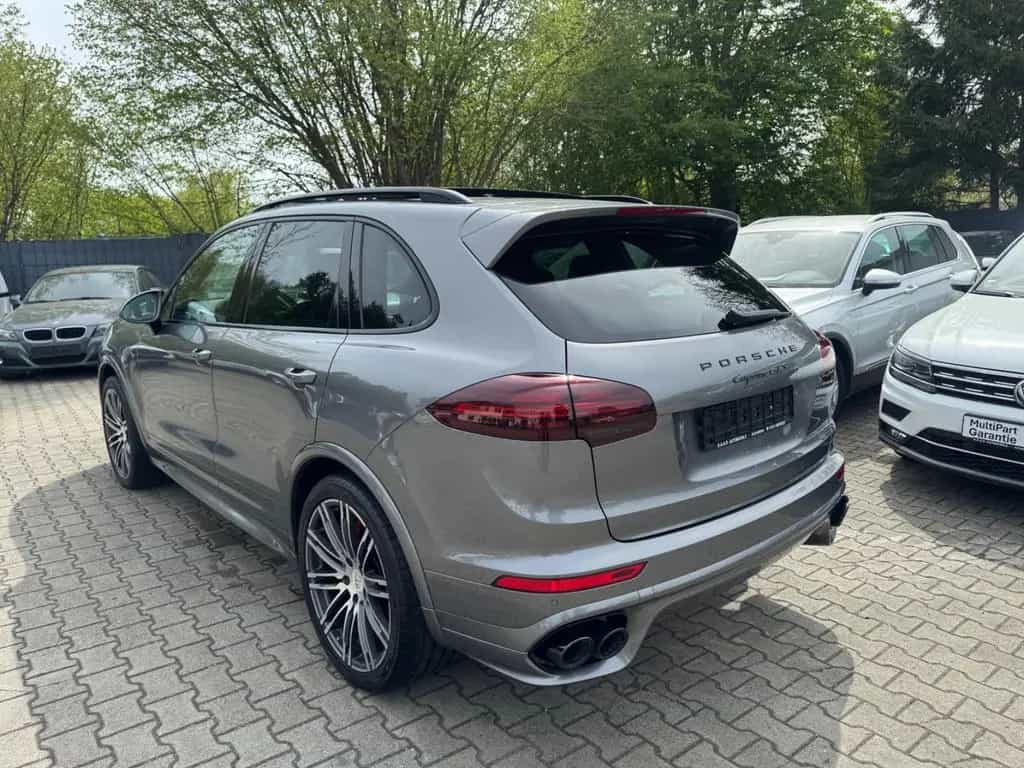 Porsche Cayenne GTS 06/2016-photo-7
