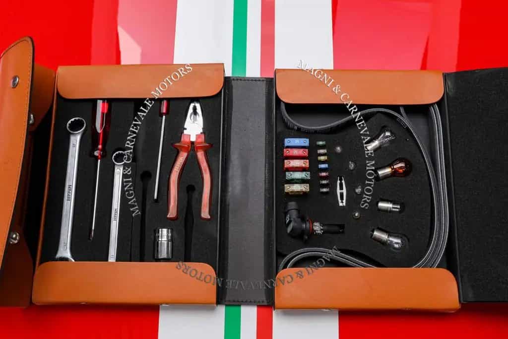 Ferrari 360 Challenge Stradale - Full Set - Italian 06/2004-photo-24