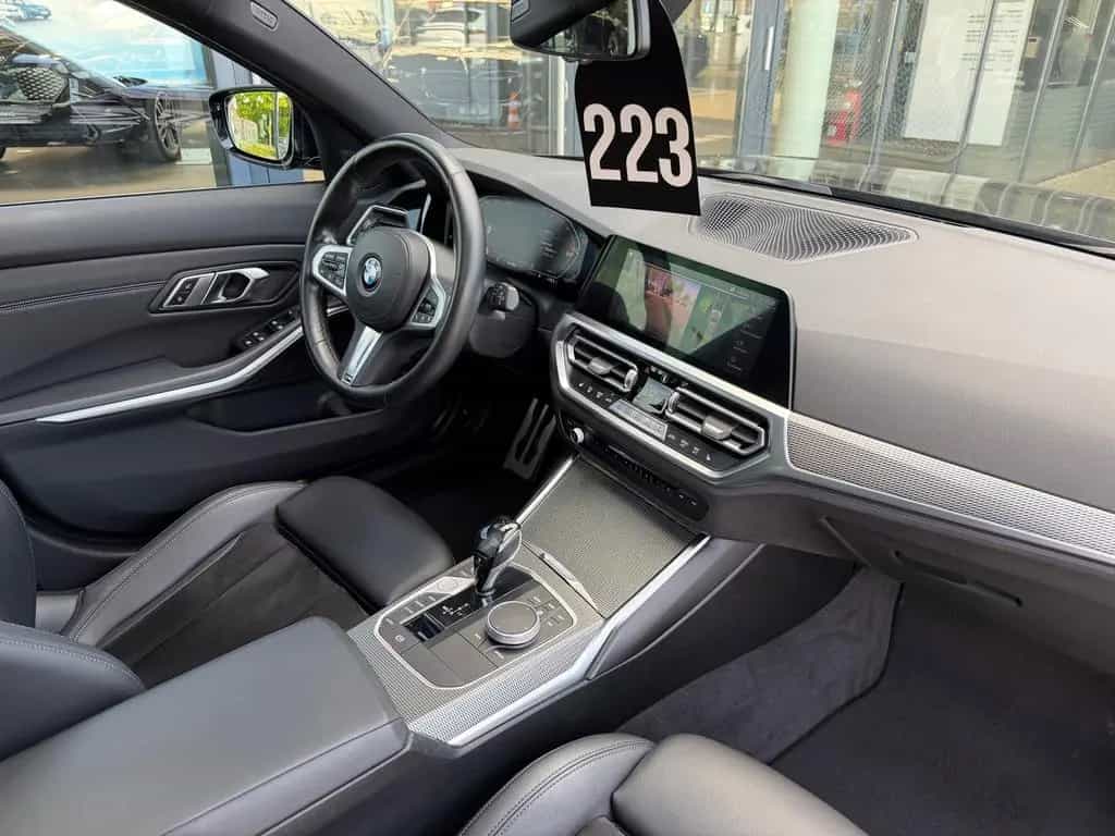 BMW 3 Series 318i Touring M Sport PANO HiFi 19" DA Keyless 05/2022-photo-12