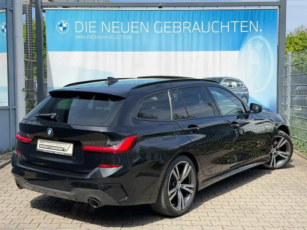 BMW 3 Series 318i Touring M Sport PANO HiFi 19" DA Keyless 05/2022-photo-1
