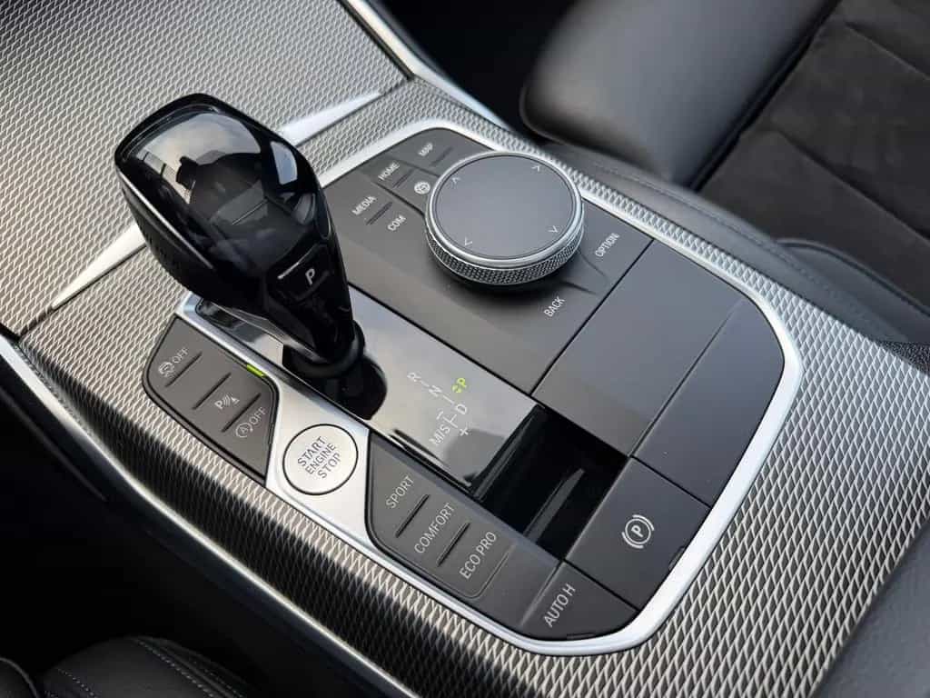 BMW 3 Series 318i Touring M Sport PANO HiFi 19" DA Keyless 05/2022-photo-25