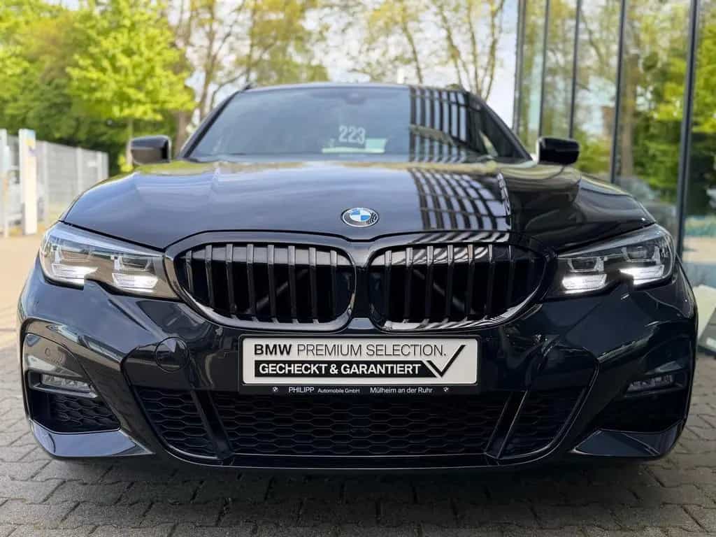 BMW 3 Series 318i Touring M Sport PANO HiFi 19" DA Keyless 05/2022-photo-4