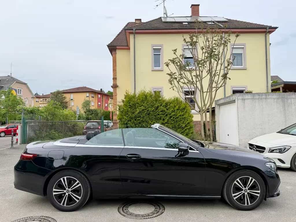 Mercedes-Benz E 200 Cabrio TÜV NEU/NAVI/LED S./R-CAM/DAB+/SHZ/ 10/2021-photo-5