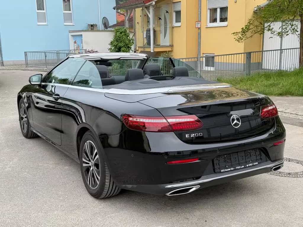 Mercedes-Benz E 200 Cabrio TÜV NEU/NAVI/LED S./R-CAM/DAB+/SHZ/ 10/2021-photo-8