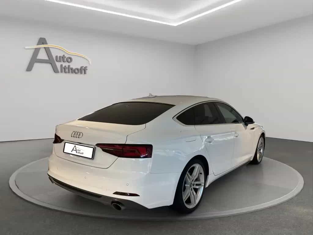 Audi A5 SB 40TFSI S Line AHK MATRIX KAM HUD ACC VC 11/2019-photo-5
