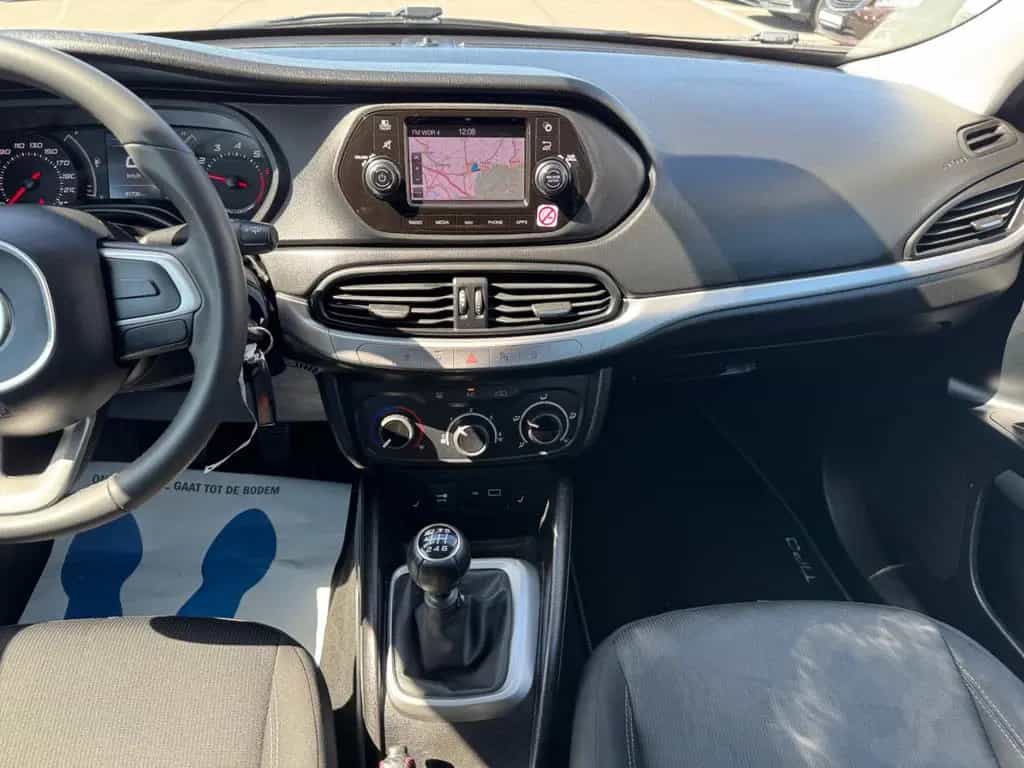 Fiat Tipo *LOUNGE*NAVI*RFK*ÖL NEU*ALLWETTER*PDC*SITZH 12/2021-photo-16