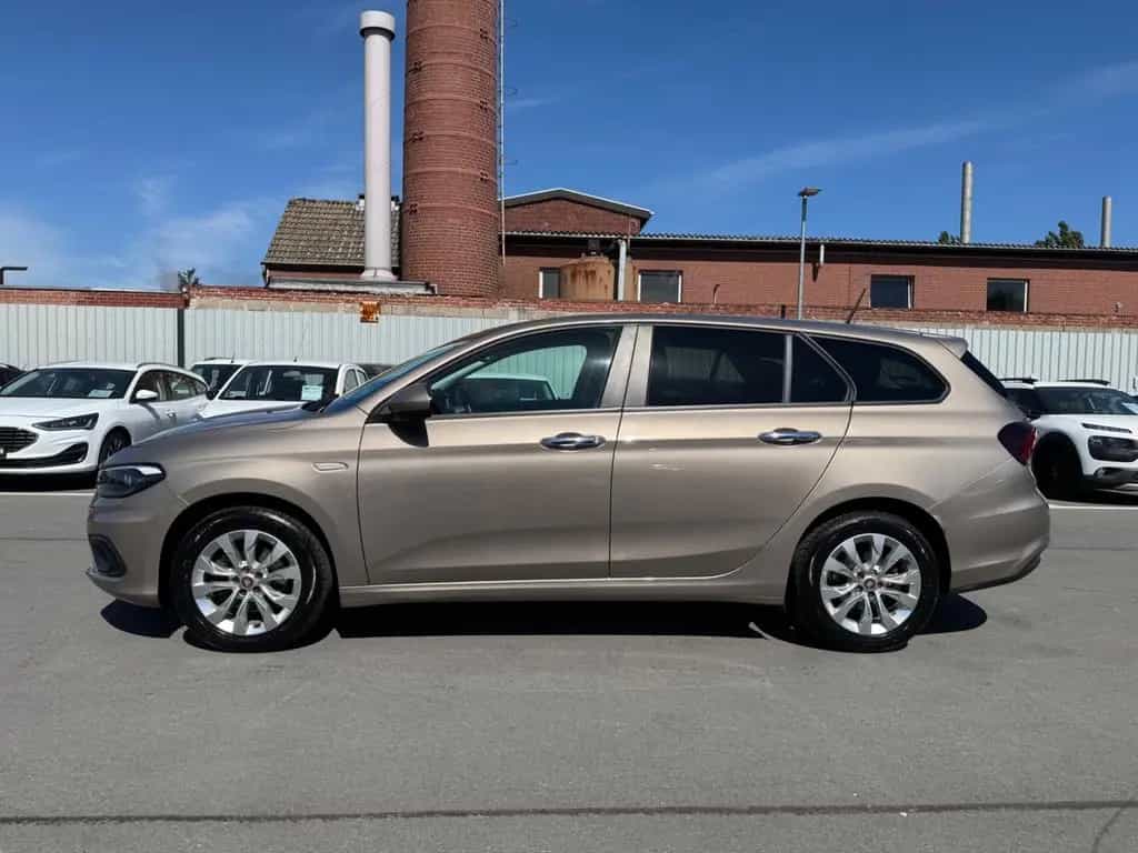 Fiat Tipo *LOUNGE*NAVI*RFK*ÖL NEU*ALLWETTER*PDC*SITZH 12/2021-photo-4