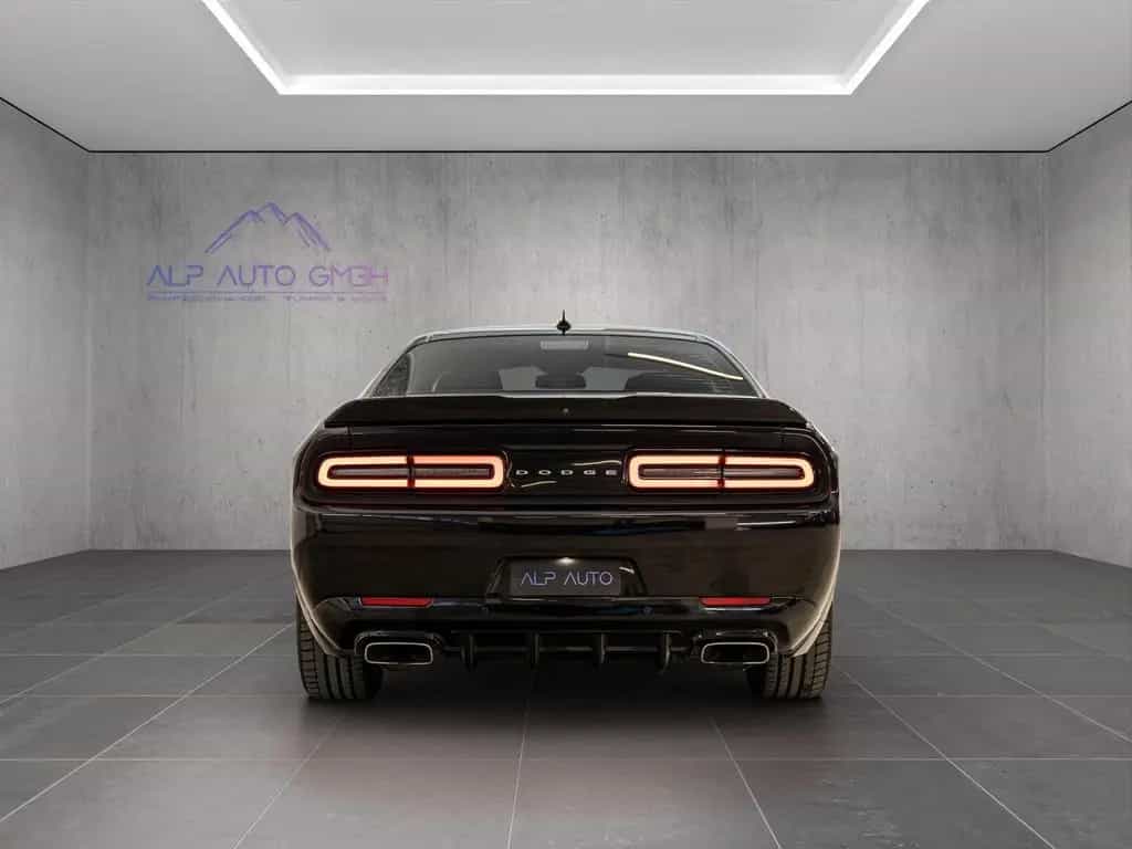 Dodge Challenger R/T Scat Pack V8 6,4 L Wide Body 06/2016-photo-4