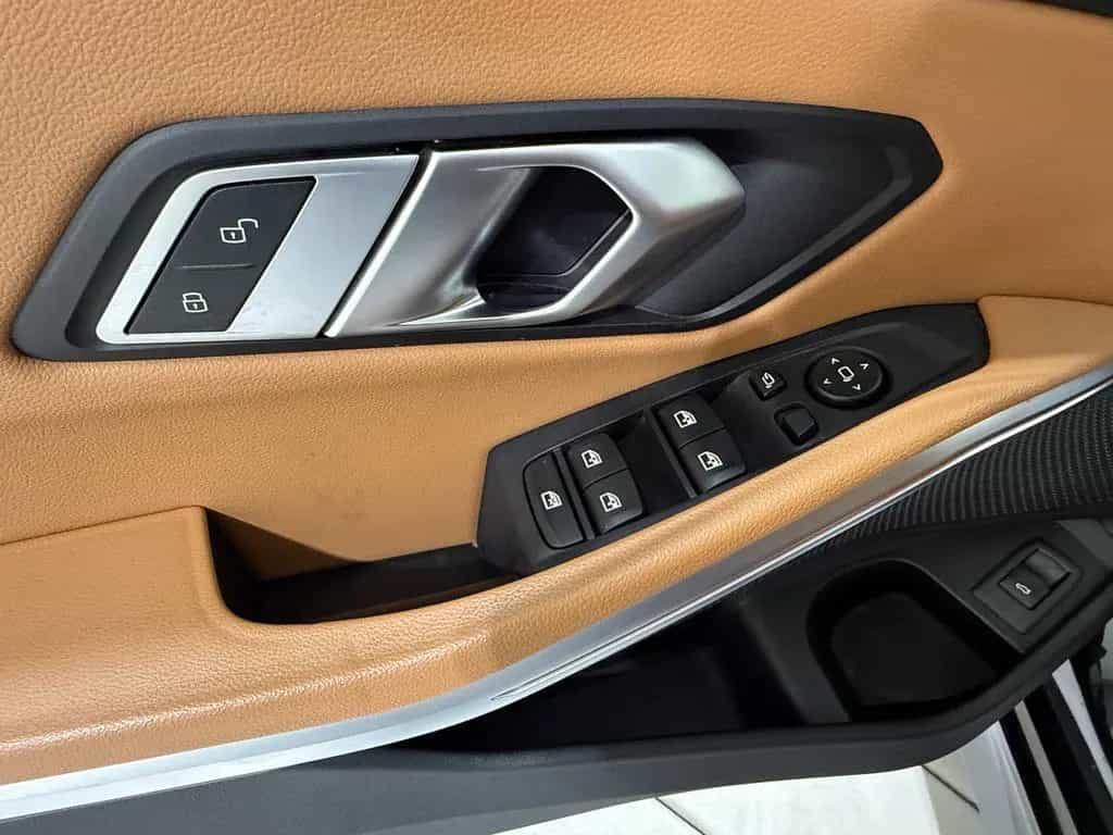BMW 320 d Touring Luxury Line ACC HiFi Sportsitze 06/2022-photo-16