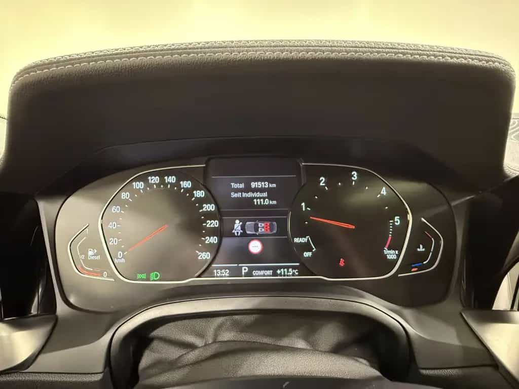BMW 330 d xDrive Limousine Luxury Line GSD RFK HUD 01/2021-photo-11