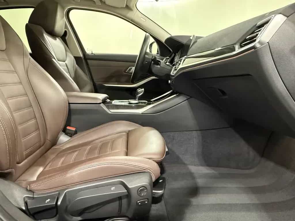BMW 330 d xDrive Limousine Luxury Line GSD RFK HUD 01/2021-photo-9