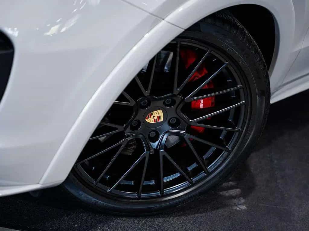 Porsche Cayenne GTS 4.0 Bi-Turbo V8 - Sport Chrono pack 09/2020-photo-1