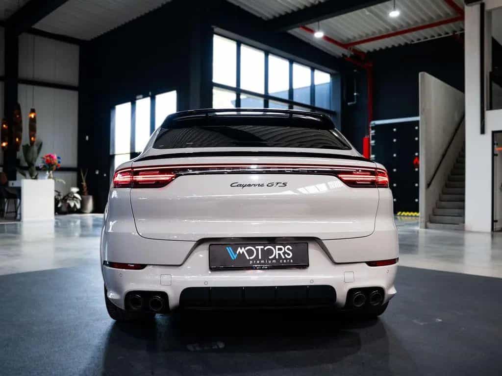 Porsche Cayenne GTS 4.0 Bi-Turbo V8 - Sport Chrono pack 09/2020-photo-4