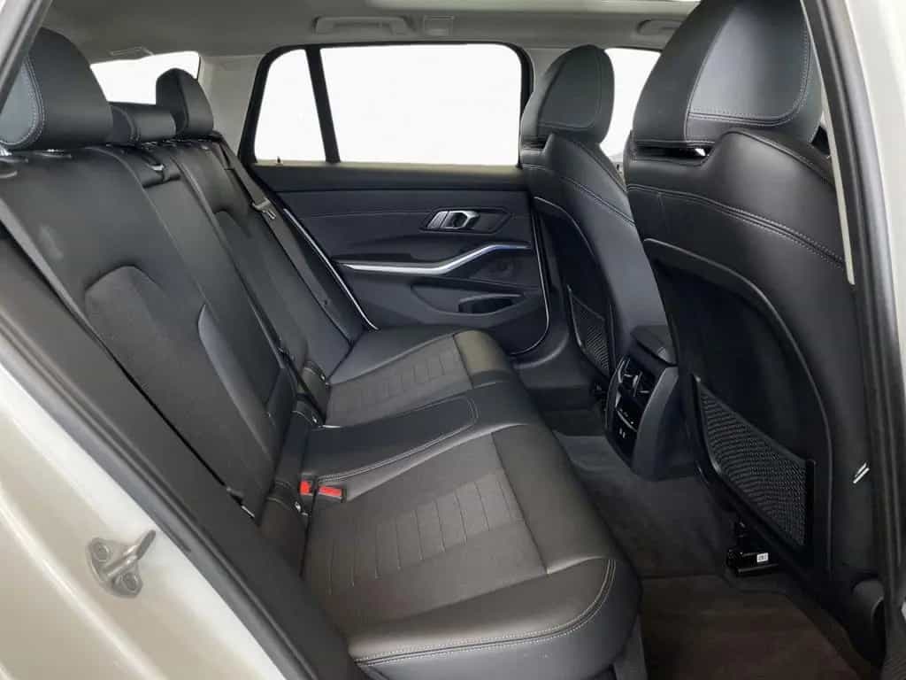 BMW 320 i T Sport Line PANO,St+Go,LiCoPro,RFK,PA,SHZ 06/2022-photo-9