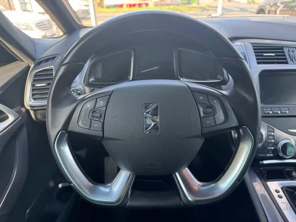DS Automobiles DS5 1.6 TÜV NEU*1 Hand*Autom.*Tot-Ass*Start&Stop 01/2016-photo-17