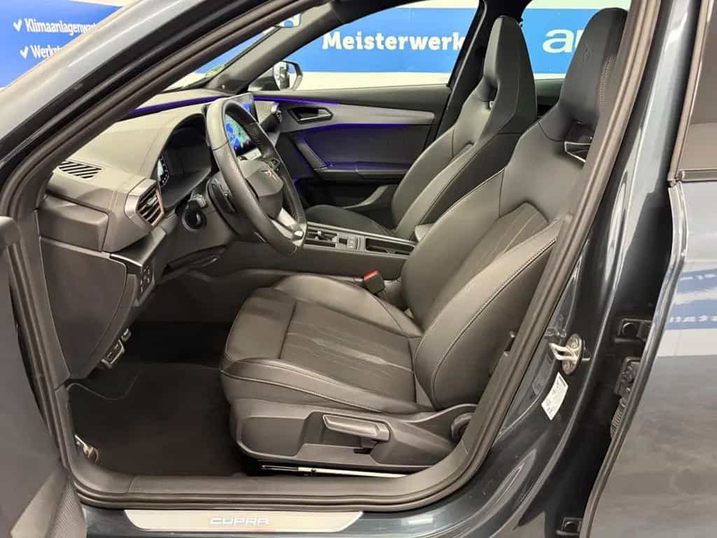 Cupra Formentor VZ 2.0 TSI 180kW ACC DCC Pano 01/2024-photo-11