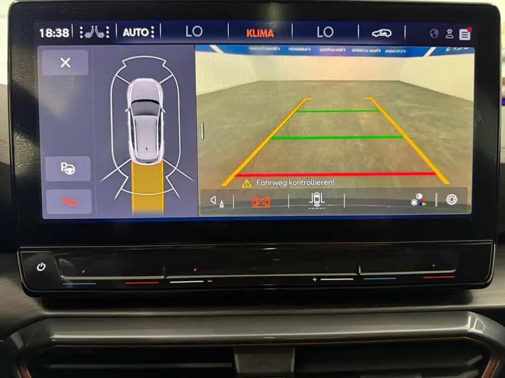 Cupra Formentor VZ 2.0 TSI 180kW ACC DCC Pano 01/2024-photo-18