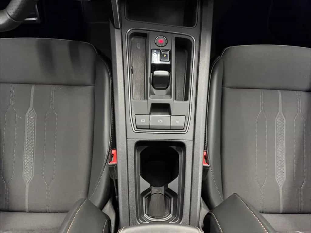 Cupra Formentor VZ 2.0 TSI 180kW ACC DCC Pano 01/2024-photo-32