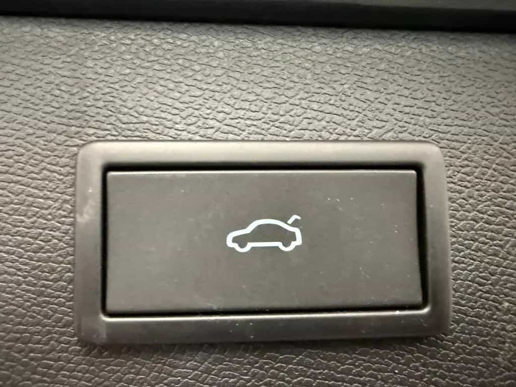 Cupra Formentor VZ 2.0 TSI 180kW ACC DCC Pano 01/2024-photo-38
