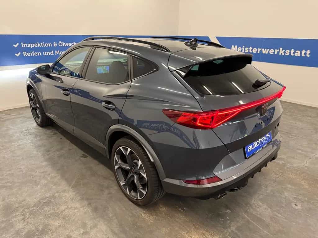 Cupra Formentor VZ 2.0 TSI 180kW ACC DCC Pano 01/2024-photo-5