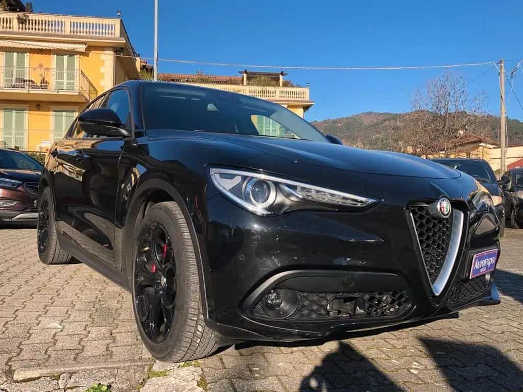 Alfa Romeo Stelvio 2.2 Turbodiesel 180 CV AT8 RW 04/2018-photo-1