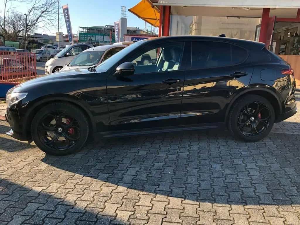 Alfa Romeo Stelvio 2.2 Turbodiesel 180 CV AT8 RW 04/2018-photo-4