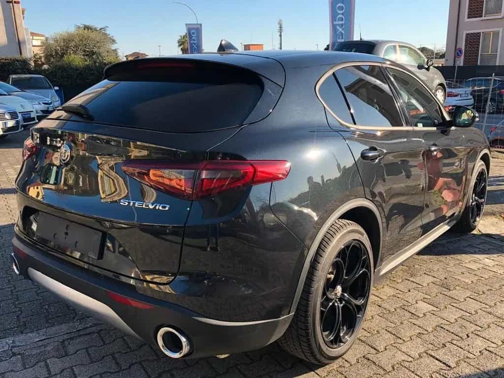 Alfa Romeo Stelvio 2.2 Turbodiesel 180 CV AT8 RW 04/2018-photo-7