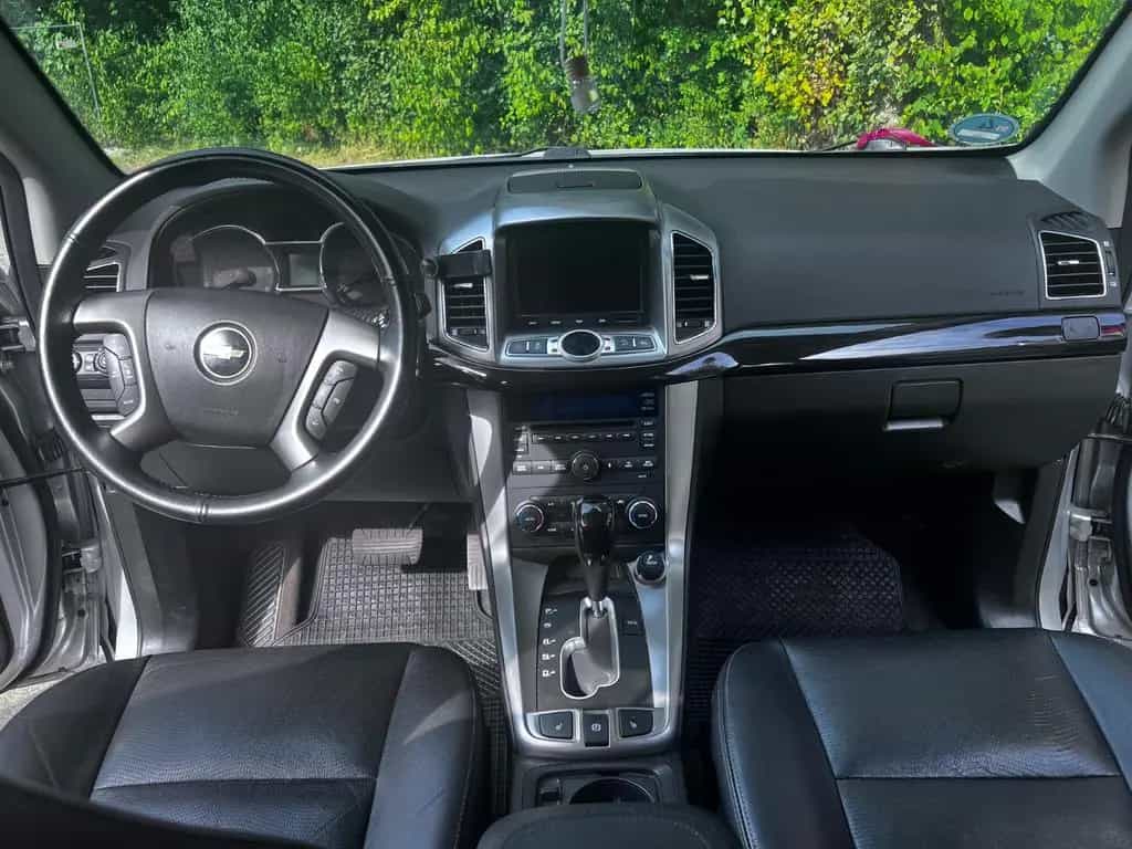 Chevrolet Captiva 2.2TD LTZ Auto AWD 7-Sitzer LTZ 11/2013-photo-5