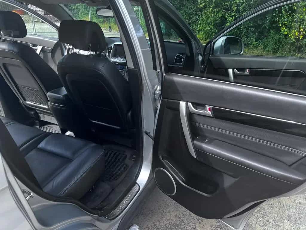 Chevrolet Captiva 2.2TD LTZ Auto AWD 7-Sitzer LTZ 11/2013-photo-7