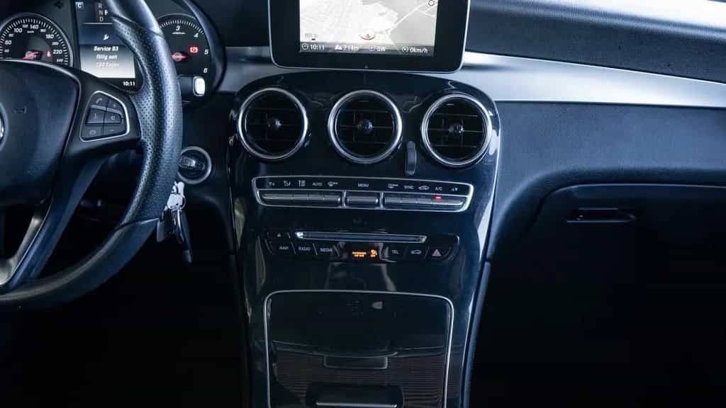 Mercedes-Benz GLC-Class 220 d 4MATIC *NIGHT*KAM*SPUR*NAVI*TOT* 07/2018-photo-19