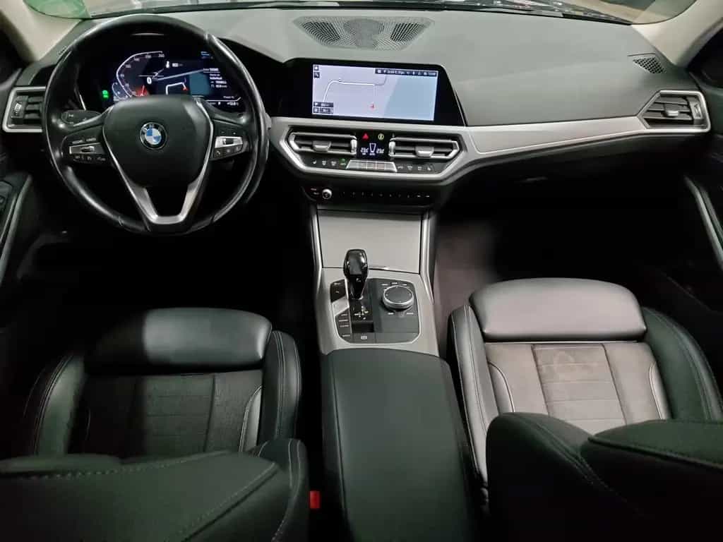 BMW 320 dA Touring Advantage Navi LED LC-Pro AHK HiFi 03/2021-photo-4