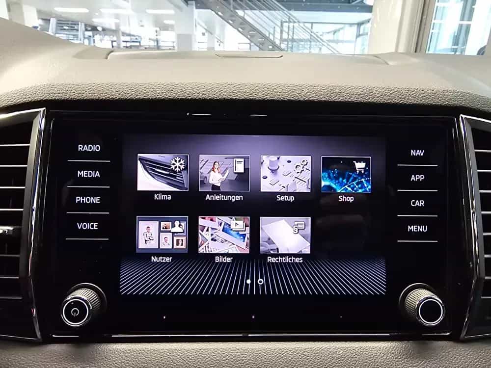 Skoda Karoq Clever AHK,Navi,App-Connect,Sitzheizung 05/2022-photo-12