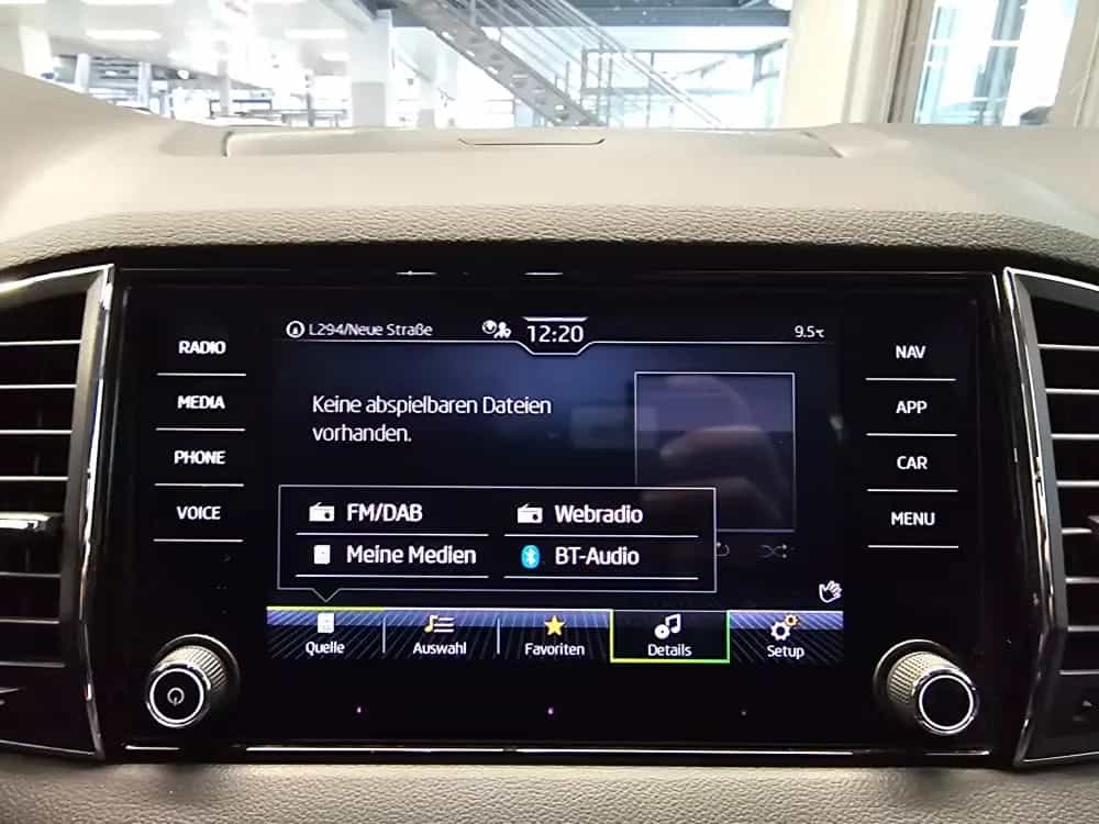 Skoda Karoq Clever AHK,Navi,App-Connect,Sitzheizung 05/2022-photo-16