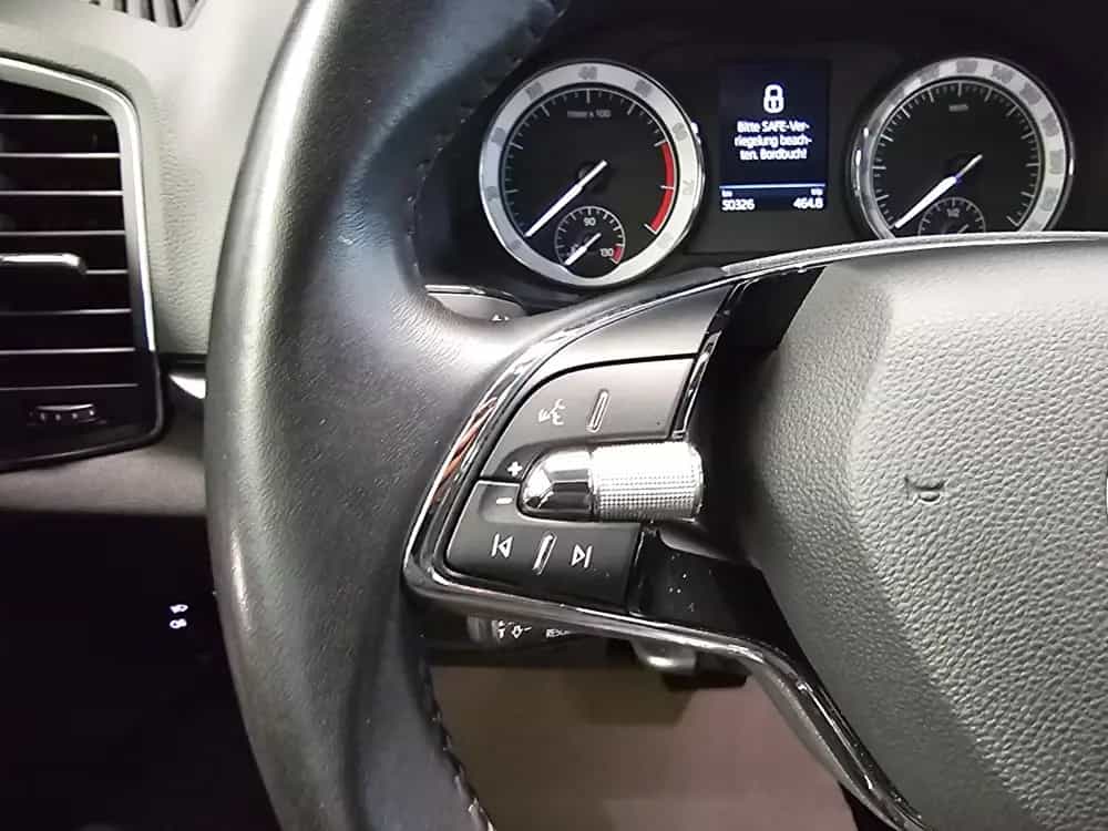 Skoda Karoq Clever AHK,Navi,App-Connect,Sitzheizung 05/2022-photo-21