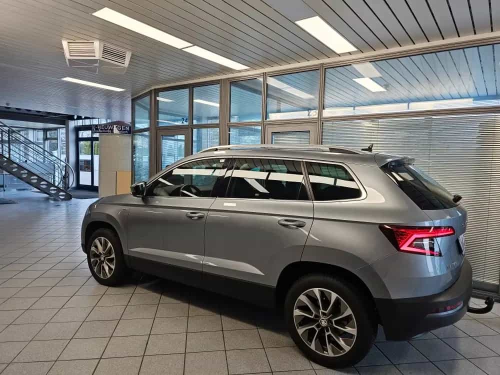 Skoda Karoq Clever AHK,Navi,App-Connect,Sitzheizung 05/2022-photo-28