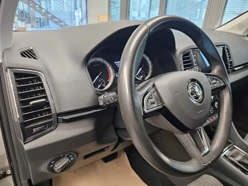 Skoda Karoq Style Mirror-Link,Sitzheizung,PDC,Keyless 11/2018-photo-17