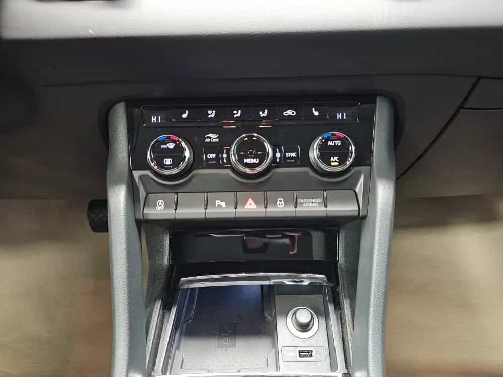 Skoda Karoq Style Mirror-Link,Sitzheizung,PDC,Keyless 11/2018-photo-7