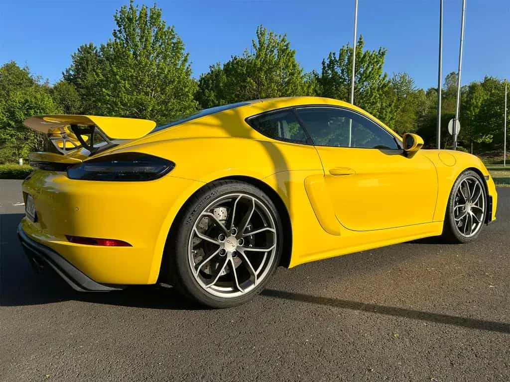 Porsche Cayman GT4, Approved 07/2021-photo-2